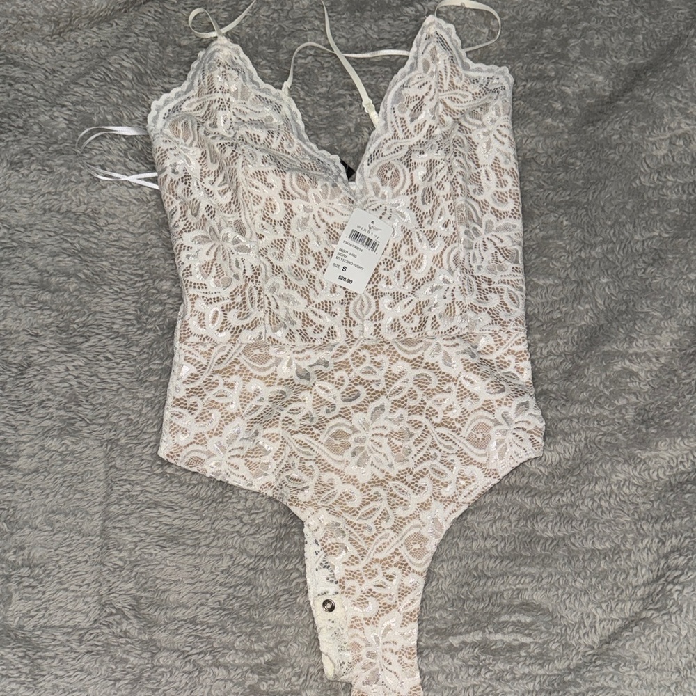Windsors White Lace bodysuit
